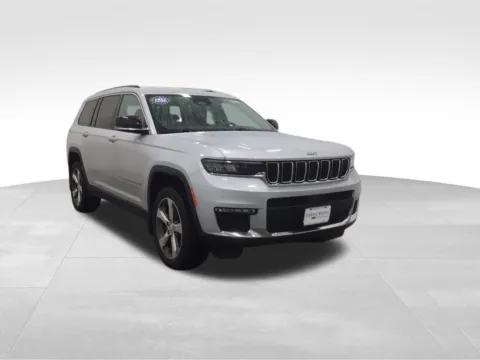 More photos of 2022 Jeep Grand Cherokee L Limited at Gregg Young Hortonville Ford, WI