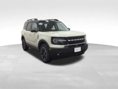 More photos of 2025 Ford Bronco Sport Outer Banks at Gregg Young Hortonville Ford, WI