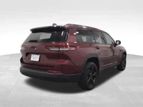 More photos of 2023 Jeep Grand Cherokee L Altitude at Gregg Young Hortonville Ford, WI