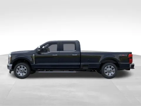 More photos of 2026 Ford F-350SD Lariat at Gregg Young Hortonville Ford, WI
