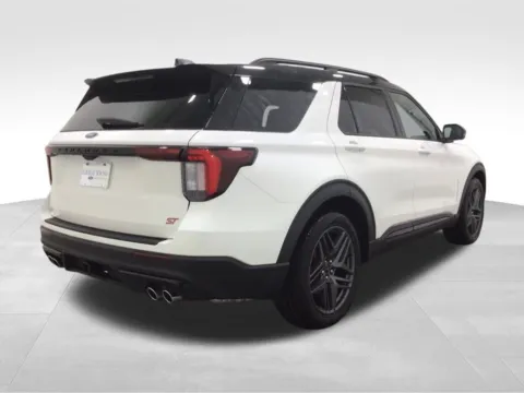 More photos of 2025 Ford Explorer ST at Gregg Young Hortonville Ford, WI