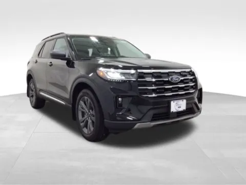 More photos of 2025 Ford Explorer Active at Gregg Young Hortonville Ford, WI