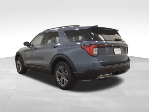 Photos of 2026 Ford Explorer Active for sale in Hortonville, WI at Gregg Young Hortonville Ford