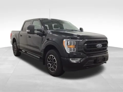 More photos of 2022 Ford F-150 XLT at Gregg Young Hortonville Ford, WI