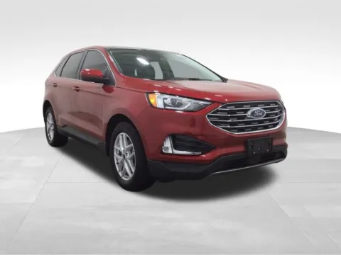 More photos of 2021 Ford Edge SEL at Gregg Young Hortonville Ford, WI