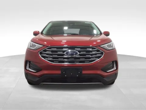 More photos of 2021 Ford Edge SEL at Gregg Young Hortonville Ford, WI