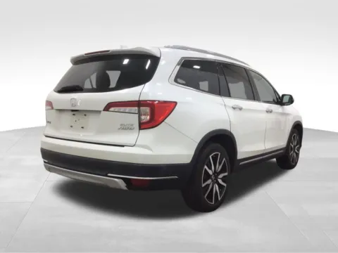 Another view of 2021 Honda Pilot Elite for sale in Hortonville, WI at Gregg Young Hortonville Ford
