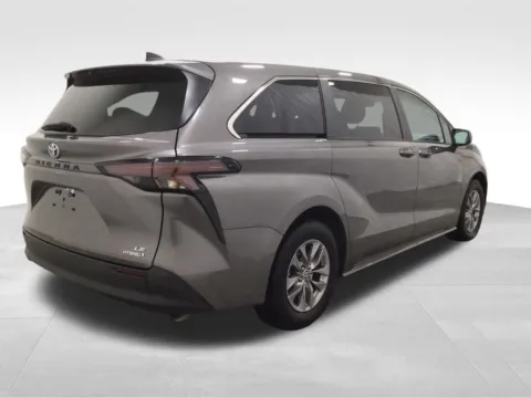 Another view of 2024 Toyota Sienna LE for sale in Hortonville, WI at Gregg Young Hortonville Ford