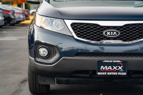 More photos of 2013 Kia Sorento LX at Maxx Autos Plus Puyallup, WA