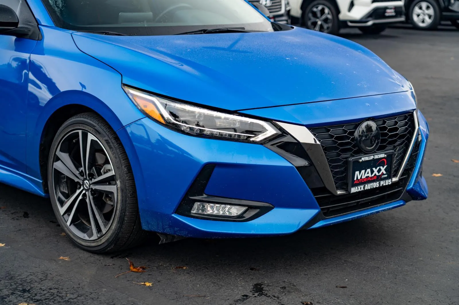 2022 Nissan Sentra SR photo 3