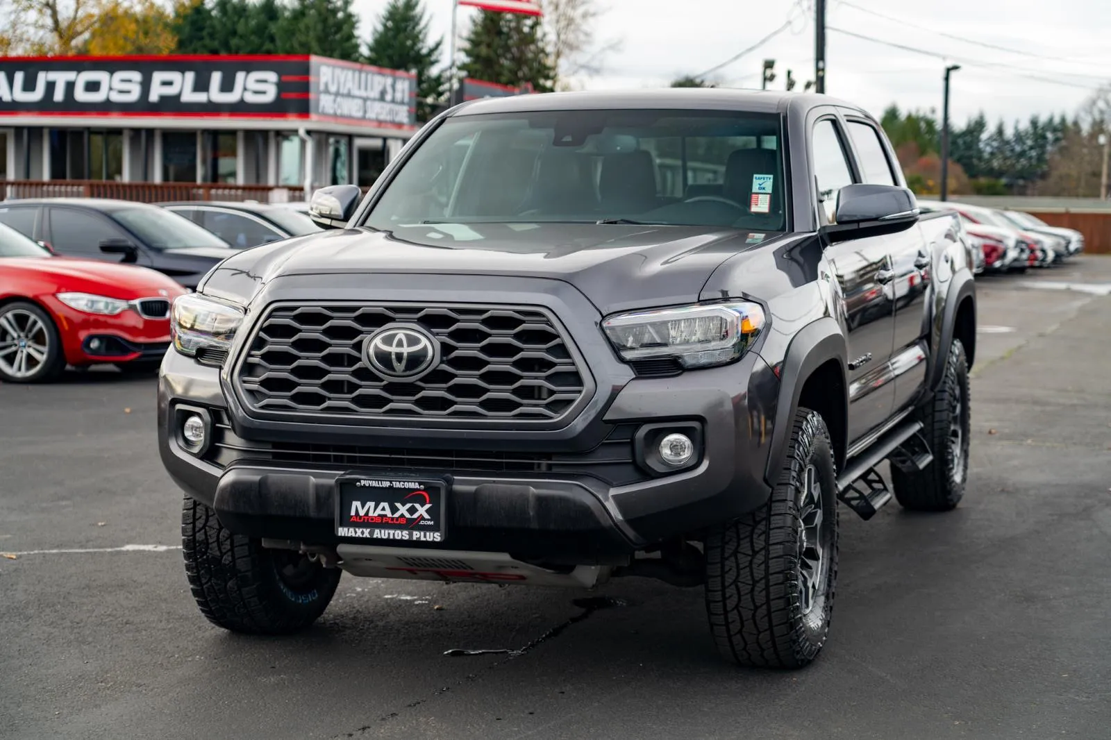 2020 Toyota Tacoma TRD photo 2