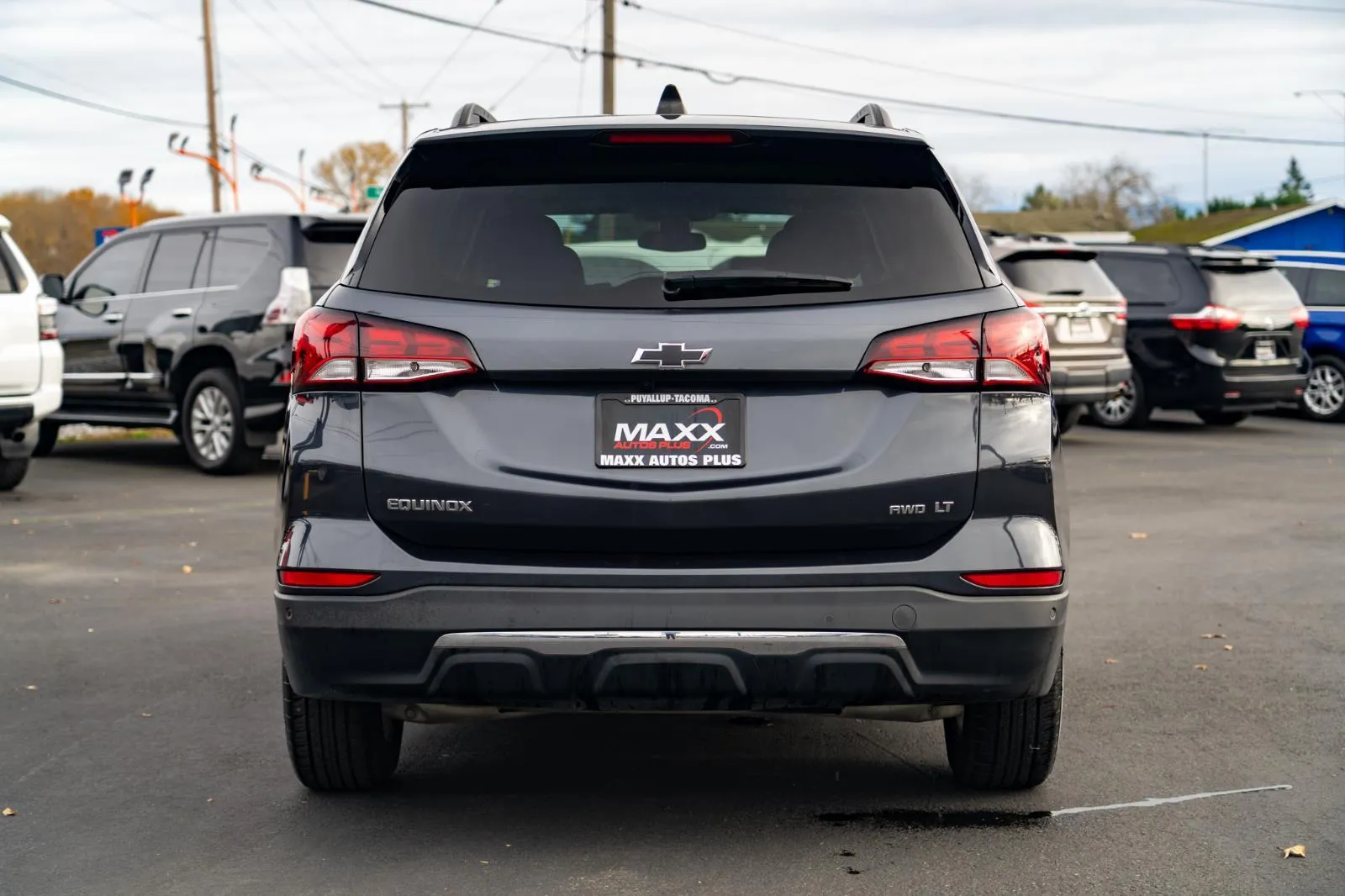 2022 Chevrolet Equinox LT photo 2
