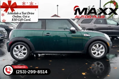 Green 2009 MINI Cooper Hardtop S for sale in Puyallup, WA