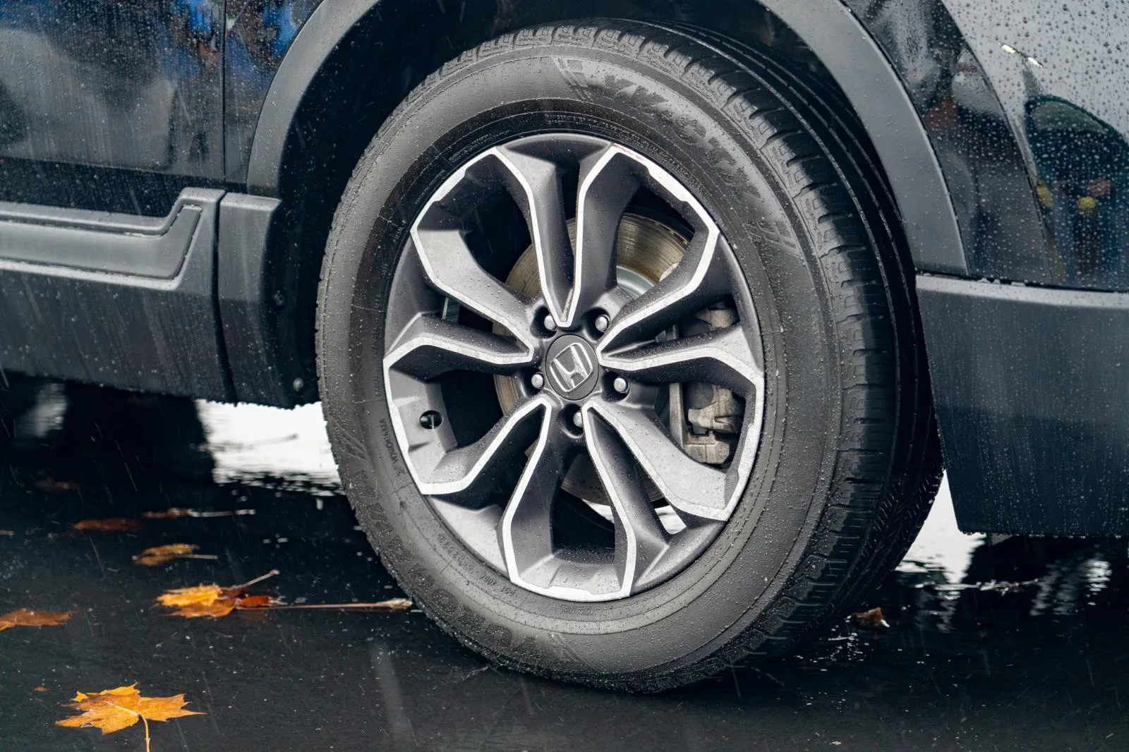 2020 Honda CR-V Hybrid EX-L photo 3