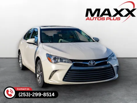 White 2017 Toyota Camry XLE for sale in Puyallup, WA