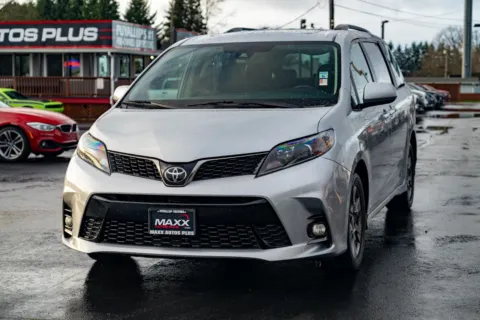 More photos of 2020 Toyota Sienna SE 7-Passenger at Maxx Autos Plus Puyallup, WA