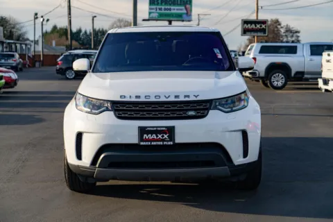 Another view of 2019 Land Rover Discovery SE for sale in Puyallup, WA at Maxx Autos Plus Puyallup
