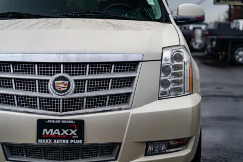 More photos of 2014 Cadillac Escalade Platinum at Maxx Autos Plus Puyallup, WA