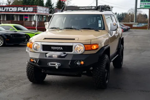 More photos of 2013 Toyota FJ Cruiser at Maxx Autos Plus Puyallup, WA
