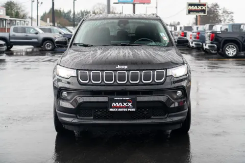 Another view of 2022 Jeep Compass Latitude Lux for sale in Puyallup, WA at Maxx Autos Plus Puyallup
