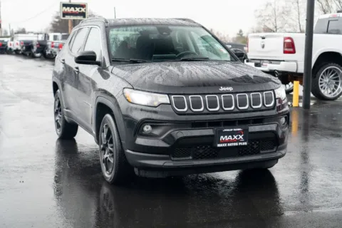 Photos of 2022 Jeep Compass Latitude Lux for sale in Puyallup, WA at Maxx Autos Plus Puyallup