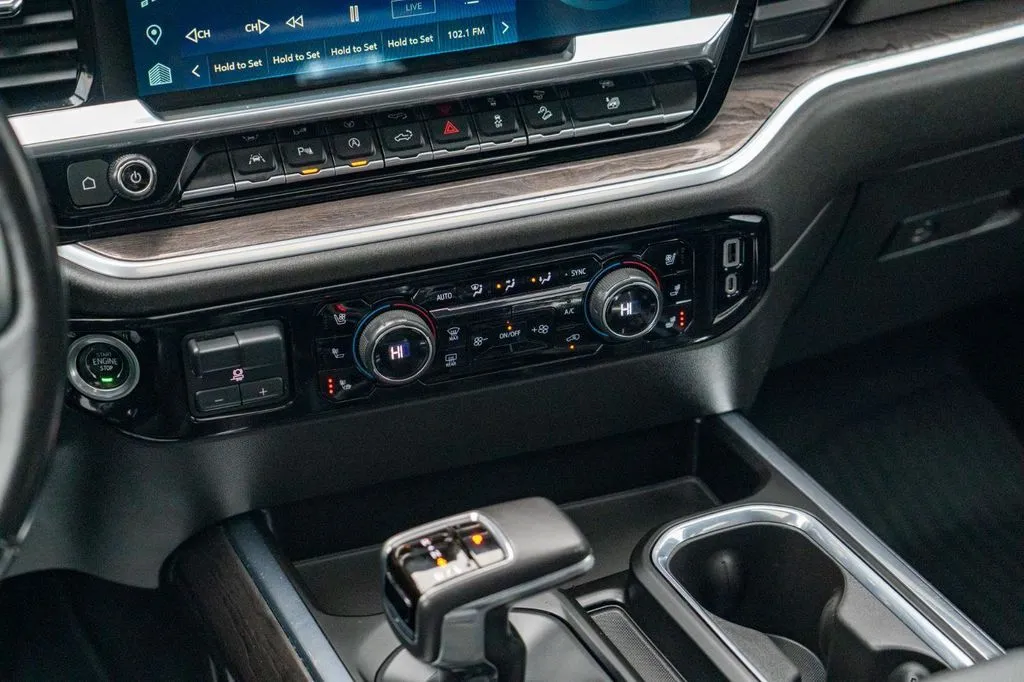 2022 Chevrolet Silverado 1500 LTZ - Photo 27