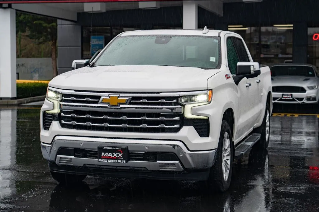 2022 Chevrolet Silverado 1500 LTZ - Photo 4
