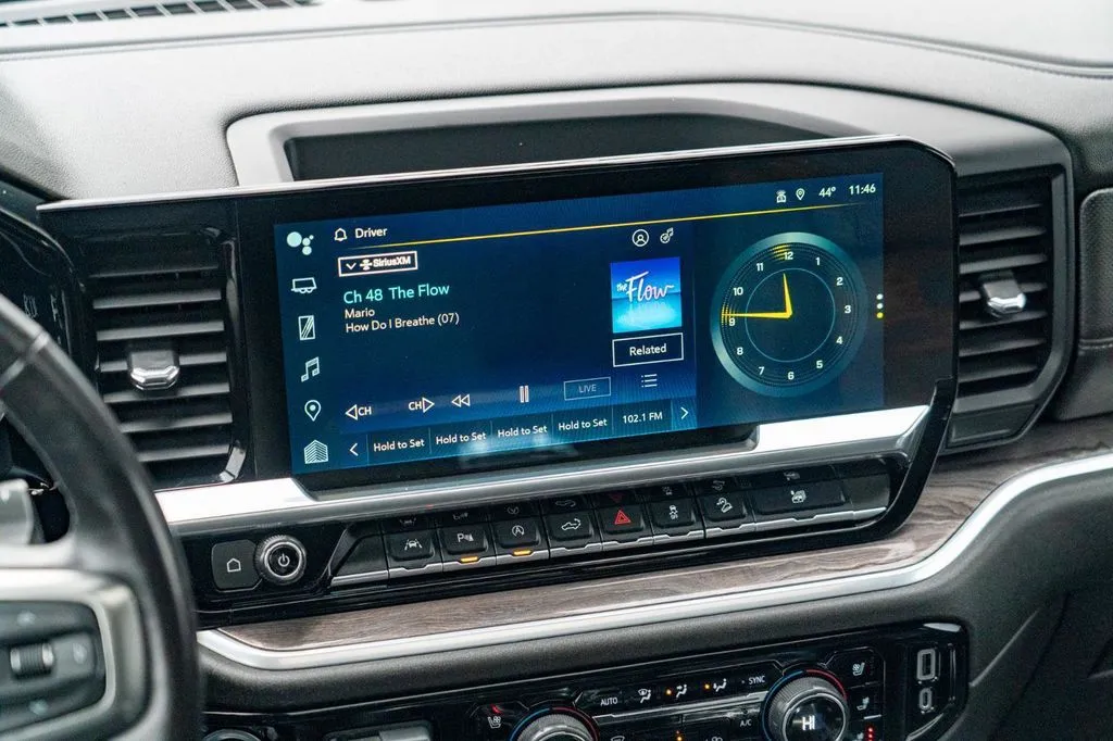 2022 Chevrolet Silverado 1500 LTZ - Photo 28