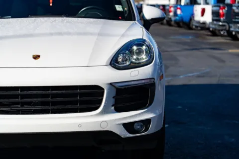 More photos of 2017 Porsche Cayenne S E-Hybrid Platinum Edition at Maxx Autos Plus Puyallup, WA