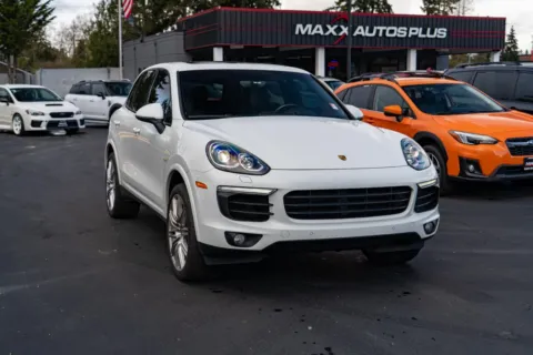 Photos of 2017 Porsche Cayenne S E-Hybrid Platinum Edition for sale in Puyallup, WA at Maxx Autos Plus Puyallup