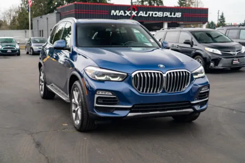 Another view of 2019 BMW X5 xDrive40i for sale in Puyallup, WA at Maxx Autos Plus Puyallup