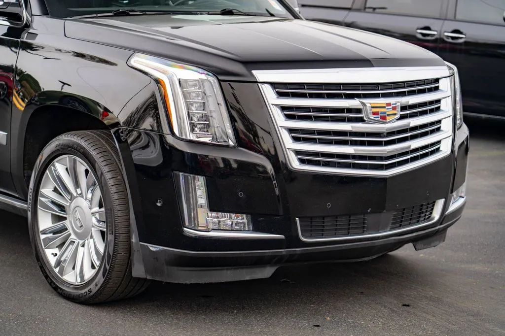 Cadillac Escalade photo 7