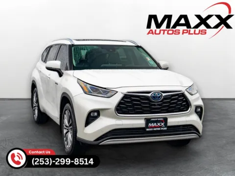 White 2021 Toyota Highlander Hybrid Platinum for sale in Puyallup, WA