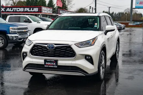More photos of 2021 Toyota Highlander Hybrid Platinum at Maxx Autos Plus Puyallup, WA
