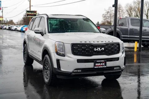 Photos of 2022 Kia Telluride SX for sale in Puyallup, WA at Maxx Autos Plus Puyallup