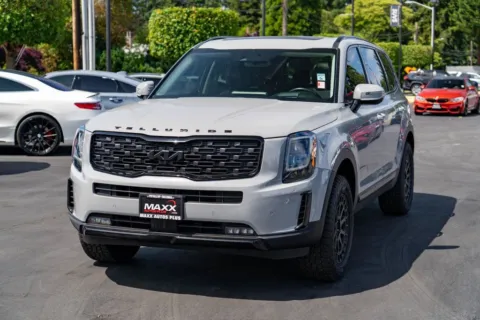 More photos of 2022 Kia Telluride SX at Maxx Autos Plus Puyallup, WA