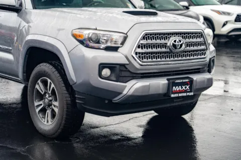 More photos of 2016 Toyota Tacoma TRD Sport at Maxx Autos Plus Puyallup, WA