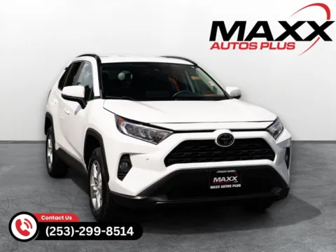 White 2020 Toyota RAV4 XLE for sale in Puyallup, WA