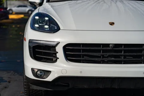 More photos of 2016 Porsche Cayenne S at Maxx Autos Plus Puyallup, WA