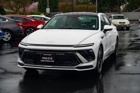 More photos of 2024 Hyundai Sonata SEL at Maxx Autos Plus Puyallup, WA