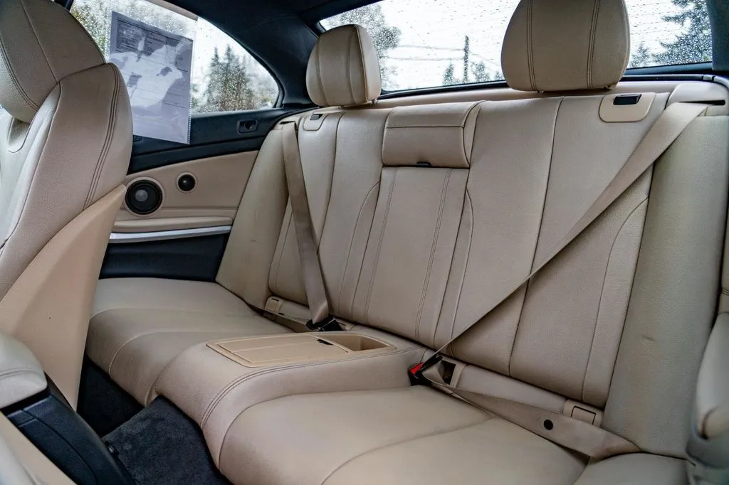 BMW 4 Series photo 21