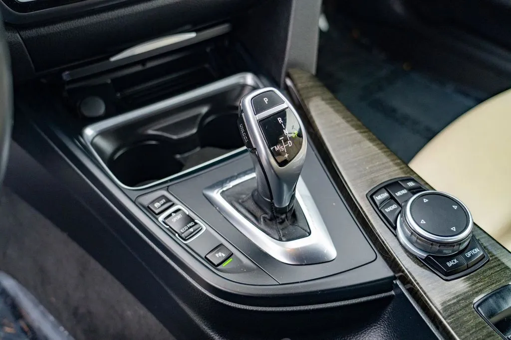BMW 4 Series photo 26