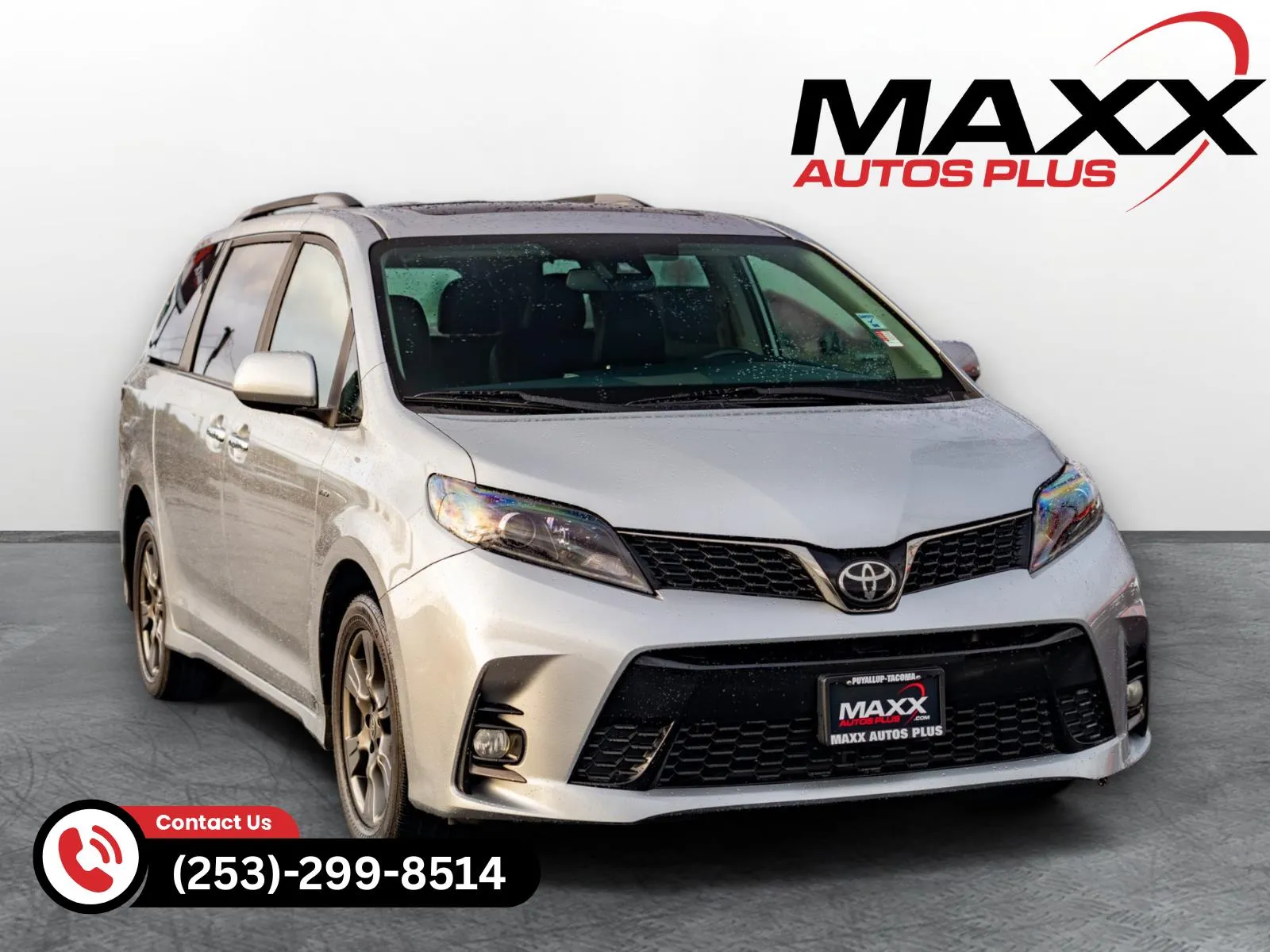 Silver 2020 Toyota Sienna SE 7-Passenger for sale in Puyallup, WA