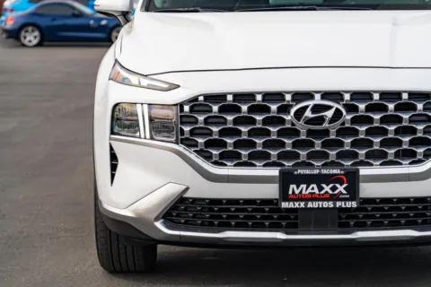More photos of 2022 Hyundai Santa Fe SEL at Maxx Autos Plus Puyallup, WA