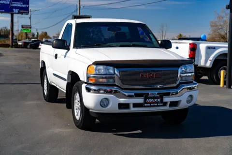 Photos of 2007 GMC Sierra 1500 Classic SLE1 for sale in Puyallup, WA at Maxx Autos Plus Puyallup