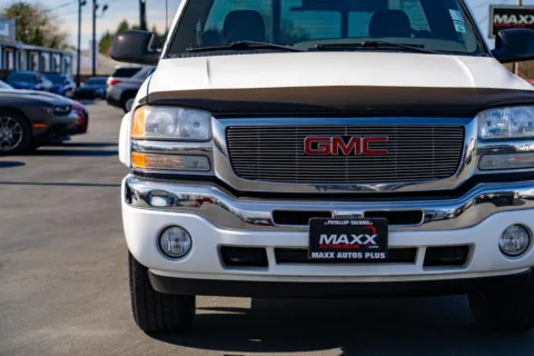 More photos of 2007 GMC Sierra 1500 Classic SLE1 at Maxx Autos Plus Puyallup, WA