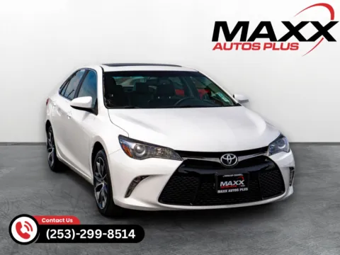 White 2015 Toyota Camry SE for sale in Puyallup, WA