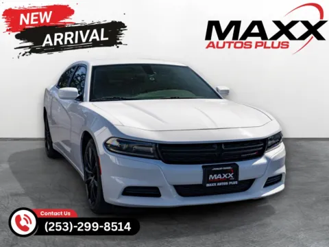 White 2019 Dodge Charger SXT for sale in Puyallup, WA