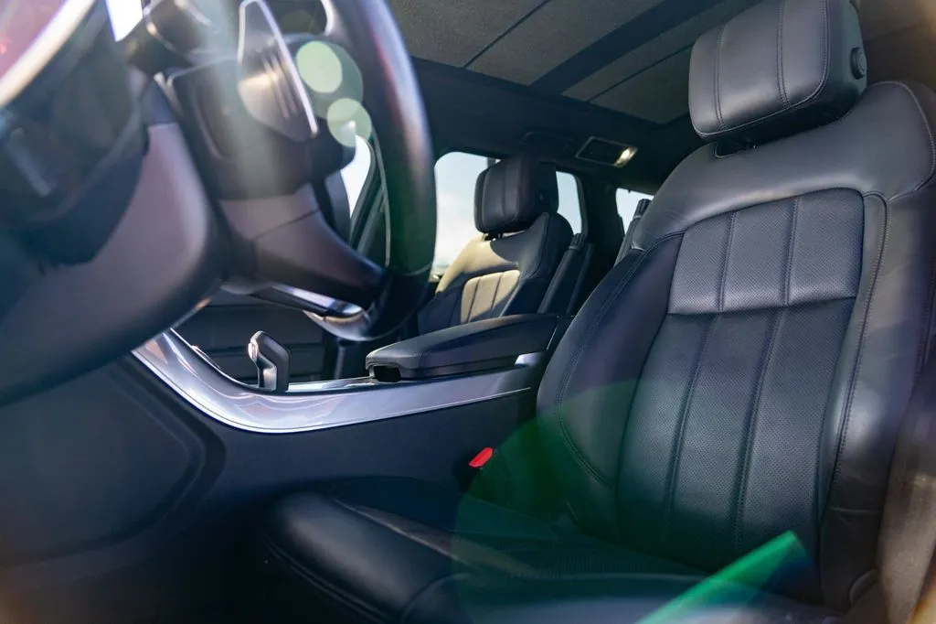 Land Rover Range Rover Sport photo 16