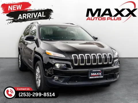 Black 2018 Jeep Cherokee Latitude Plus for sale in Puyallup, WA